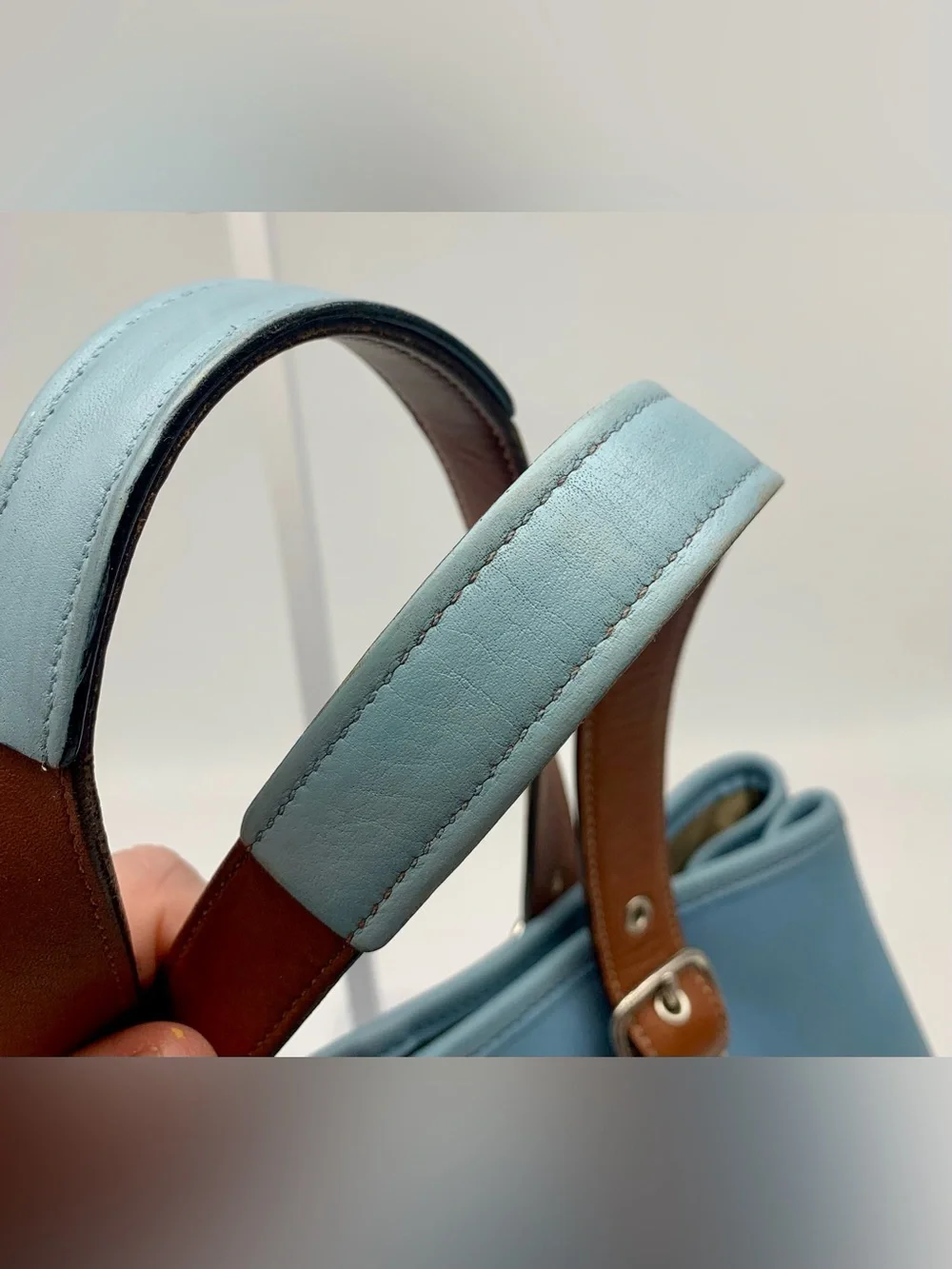 Coach Vintage Soho Buckle Tote 7588 Light Blue Glove Tanned Leather Shoulder Bag